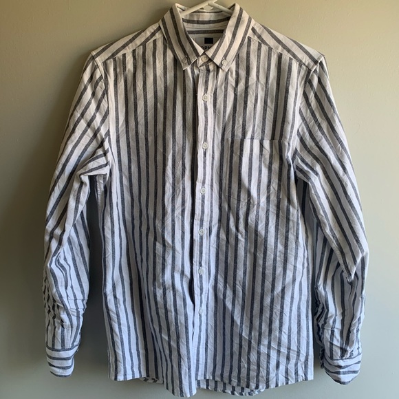 Top Man Button Up - Picture 3 of 4